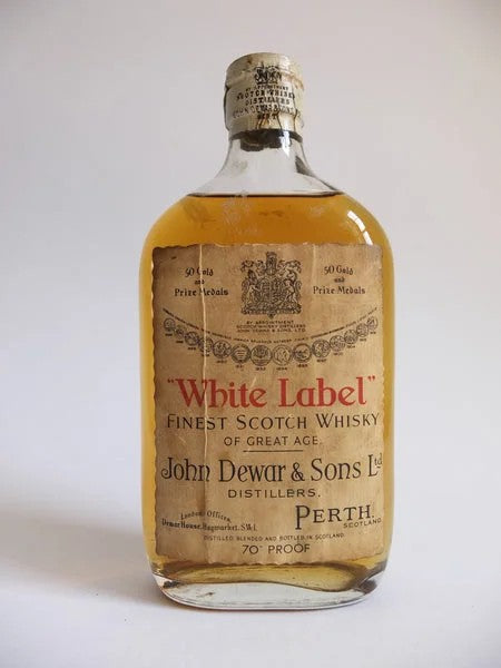 Dewar’sWhiteLabelFinestScotchWhisky–1940s(40%,37.5cl)